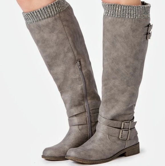 boots sweater cuff